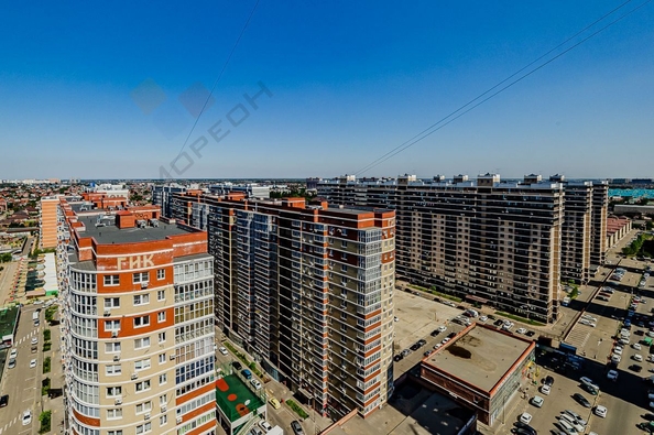 
   Продам 3-комнатную, 79 м², Петра Метальникова ул, 38

. Фото 24.