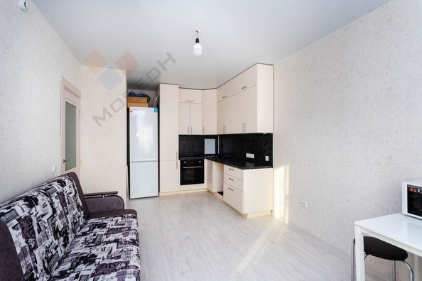 
   Продам 1-комнатную, 35.8 м², Александра Сапрунова ул, 13

. Фото 6.