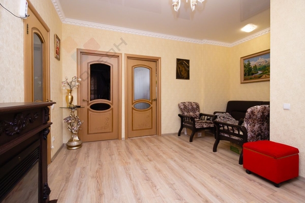 
   Продам 2-комнатную, 90.5 м², Бородинская ул, 10

. Фото 18.