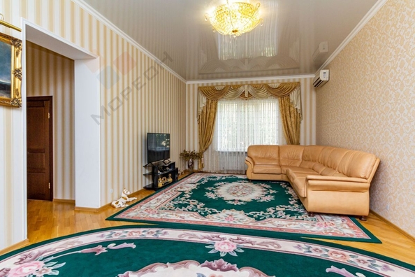 
   Продам дом, 458.9 м², Краснодар

. Фото 12.