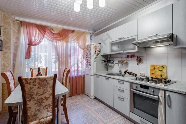 
   Продам дом, 204.9 м², Краснодар

. Фото 7.