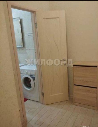 
   Продам 1-комнатную, 38 м², Транспортная ул, 78/30

. Фото 1.