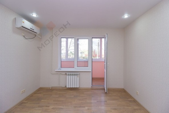 
   Продам 3-комнатную, 69.6 м², Уральская ул, 180

. Фото 26.