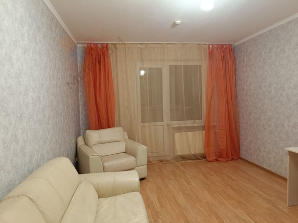 
   Продам 2-комнатную, 54 м², Академика Лукьяненко П.П. ул, 8

. Фото 1.