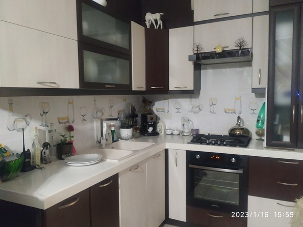 
   Продам 4-комнатную, 100 м², Терская ул, 122

. Фото 4.