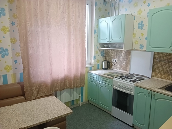 
   Продам 1-комнатную, 28 м², Шевченко ул, 156

. Фото 1.