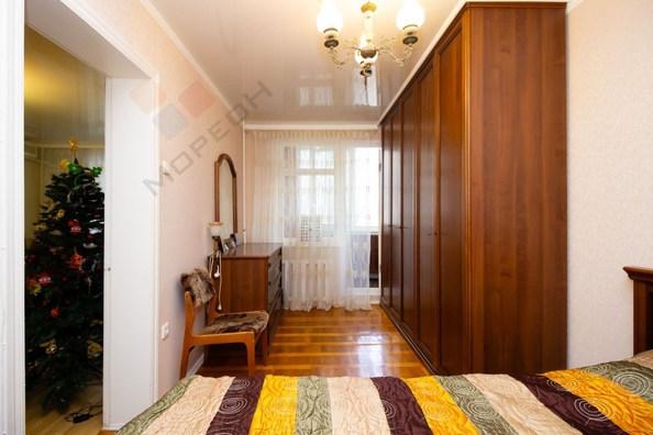 
   Продам 4-комнатную, 82.2 м², Симферопольская ул, 14

. Фото 11.