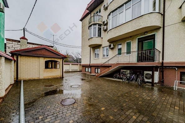 
   Продам 4-комнатную, 120 м², Дежнёва ул, 14

. Фото 39.