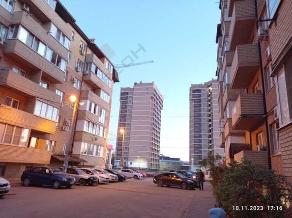 
   Продам 2-комнатную, 61.3 м², Шаляпина Ф.И. ул, 30/1лит1

. Фото 6.