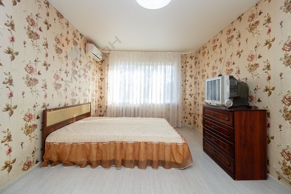 
   Продам 3-комнатную, 62 м², Димитрова ул, 162

. Фото 15.