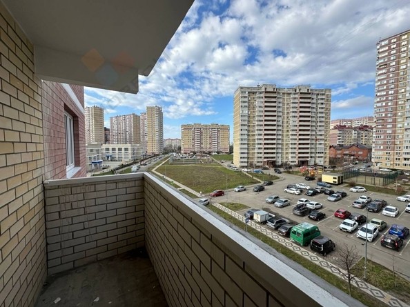 
   Продам 2-комнатную, 77.7 м², писателя Знаменского пр-кт, 32

. Фото 9.