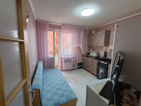 
   Продам 1-комнатную, 39 м², Владимирская ул, 140

. Фото 4.