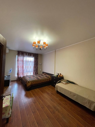 
   Продам 1-комнатную, 50 м², Западный пер, д 1

. Фото 1.