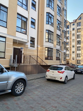 
   Продам 1-комнатную, 46 м², Витебская ул, к 7

. Фото 23.