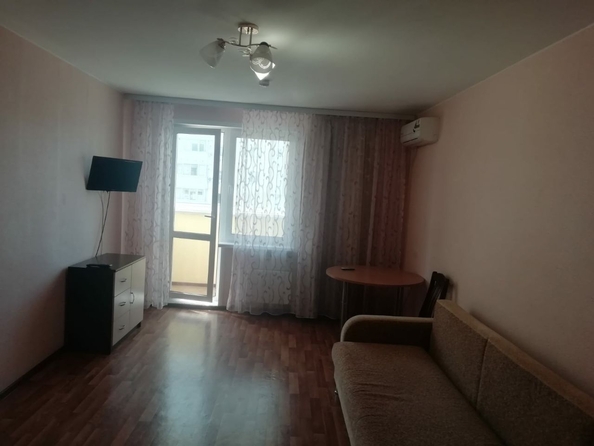 
   Продам 2-комнатную, 60 м², Маршала Жукова ул, к 5

. Фото 3.