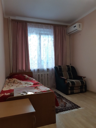 
   Продам 2-комнатную, 46 м², Северный мкр, д 6

. Фото 3.