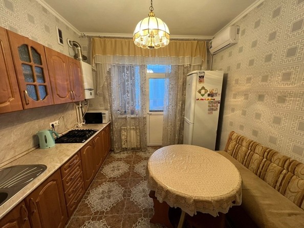 
   Продам 2-комнатную, 65 м², Майская ул, д 15

. Фото 13.