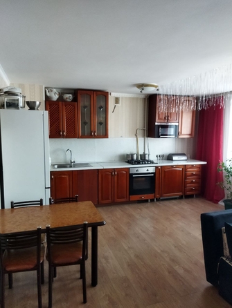 
   Продам 3-комнатную, 75 м², Парус мкр, д 17

. Фото 13.