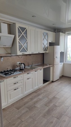 
   Продам 3-комнатную, 70 м², Дивноморская ул, к 19

. Фото 6.