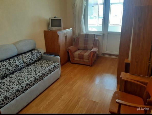 
   Продам 3-комнатную, 69 м², Леселидзе ул, д 21А

. Фото 2.