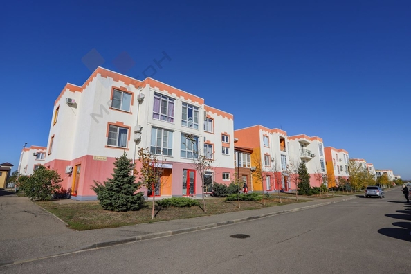 
   Продам 3-комнатную, 92.7 м², Веронская ул, 8

. Фото 1.