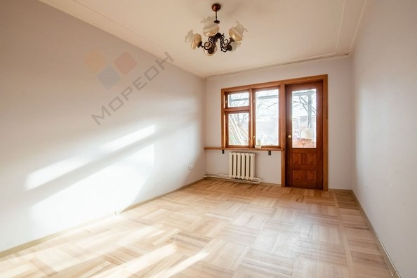 
   Продам 2-комнатную, 44 м², Воровского ул, 227

. Фото 2.