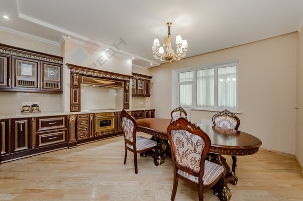 
   Продам 5-комнатную, 188.2 м², Дзержинского ул, 93/1

. Фото 3.