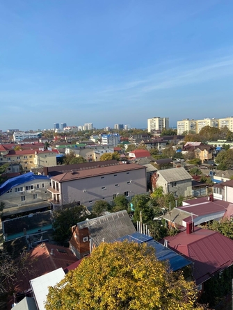 
   Продам 2-комнатную, 52 м², Краснозеленых ул, 25

. Фото 9.