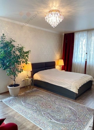 
   Продам 2-комнатную, 65.6 м², Айвазовского ул, 116к2

. Фото 6.