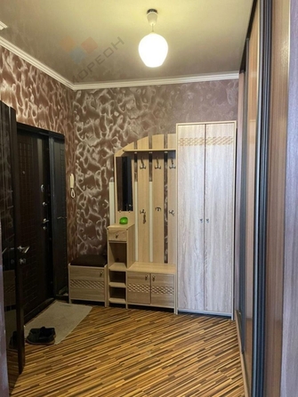 
   Продам 2-комнатную, 56 м², Домбайская ул, 9

. Фото 11.