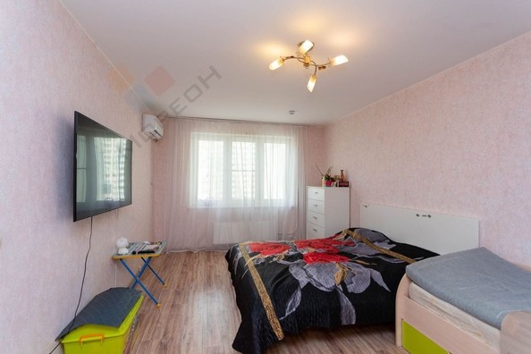 
   Продам 2-комнатную, 59.3 м², Генерала Трошева Г.Н. ул, 31

. Фото 3.