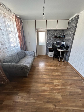 
   Продам 2-комнатную, 48 м², Рождественская ул, 42

. Фото 2.