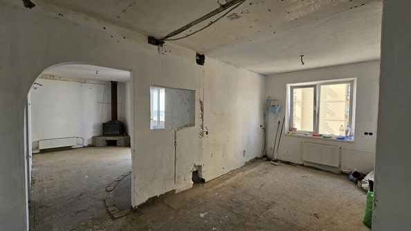 
   Продам 4-комнатную, 84 м², Ленина ул, 181

. Фото 3.