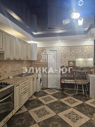 
   Продам таунхаус, 62.3 м², Новомихайловский

. Фото 1.