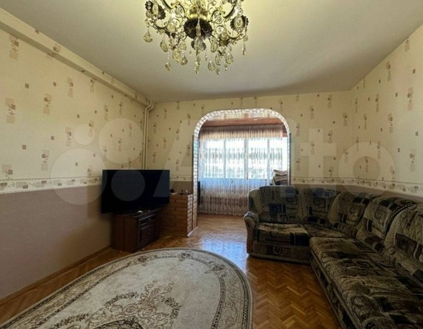 
   Продам 3-комнатную, 90 м², Макаренко ул, 35

. Фото 1.