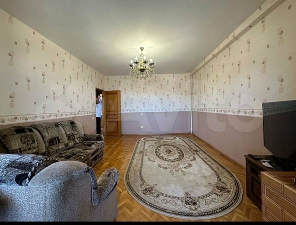 
   Продам 3-комнатную, 90 м², Макаренко ул, 35

. Фото 7.