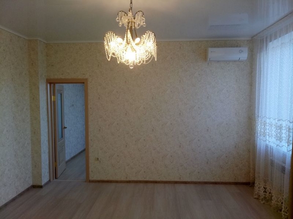
   Продам 2-комнатную, 66 м², Кати Соловьяновой ул, 84

. Фото 6.
