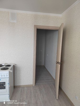 
   Продам 1-комнатную, 32 м², Адмирала Пустошкина ул, 22к11

. Фото 12.