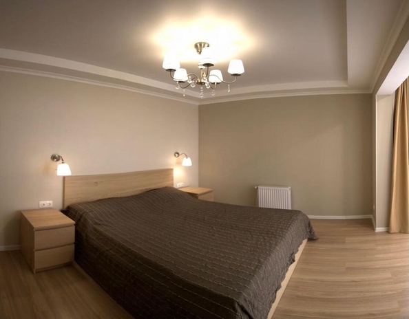 
   Продам 1-комнатную, 63 м², Кирова ул, 84

. Фото 9.