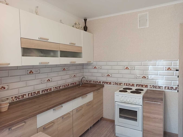 
   Продам 1-комнатную, 38 м², Адмирала Пустошкина ул, 22к9

. Фото 10.