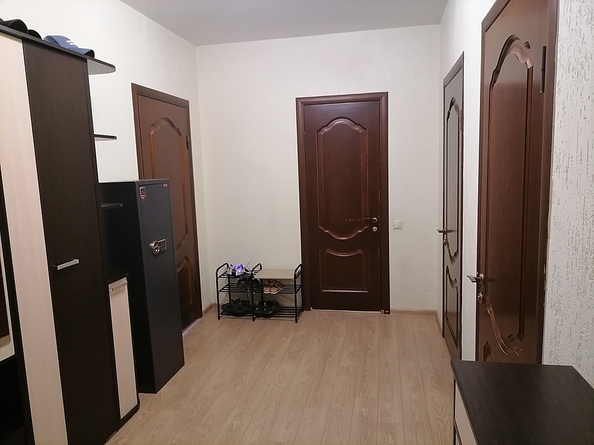 
   Продам 3-комнатную, 76 м², Новороссийская ул, 232

. Фото 13.