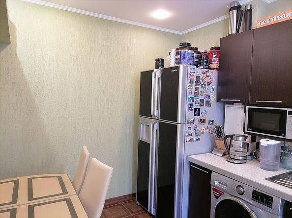 
   Продам 3-комнатную, 76 м², Новороссийская ул, 232

. Фото 15.