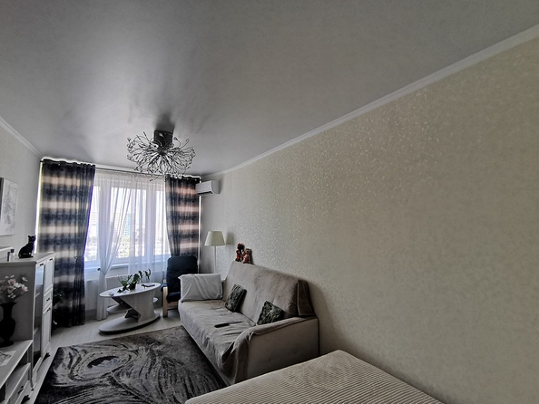 
   Продам 1-комнатную, 43 м², Лермонтова ул, 118А

. Фото 2.