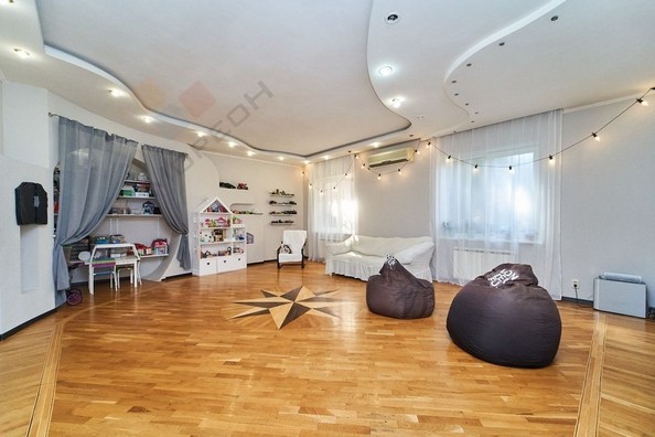 
   Продам дом, 254 м², Краснодар

. Фото 24.