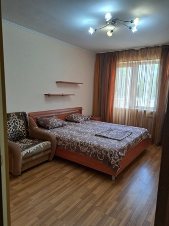 
   Продам 2-комнатную, 47 м², Крымская ул, 216

. Фото 1.