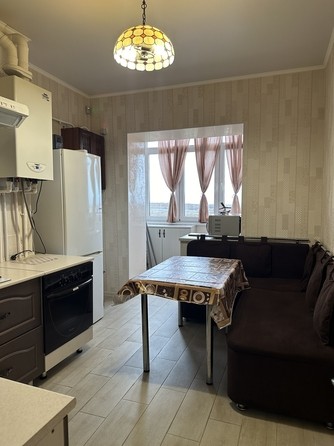 
   Продам 1-комнатную, 38 м², Ленина ул, 180к8

. Фото 1.