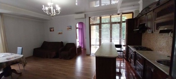 
   Продам 2-комнатную, 65 м², Чкалова ул, 42

. Фото 4.