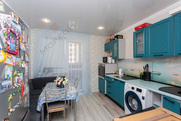 
   Продам 2-комнатную, 50 м², Цезаря Куникова ул, 35

. Фото 2.