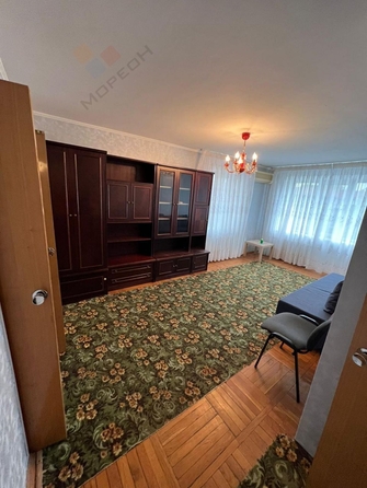 
   Продам 3-комнатную, 63.3 м², Тургенева ул, 151

. Фото 3.