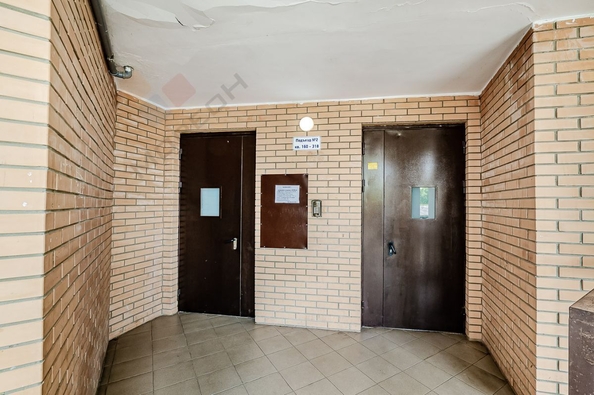 
   Продам 1-комнатную, 38.6 м², Декоративная ул, 1/5к2

. Фото 20.